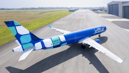 Jetblue becomes first airline to get amazon's satellite internet